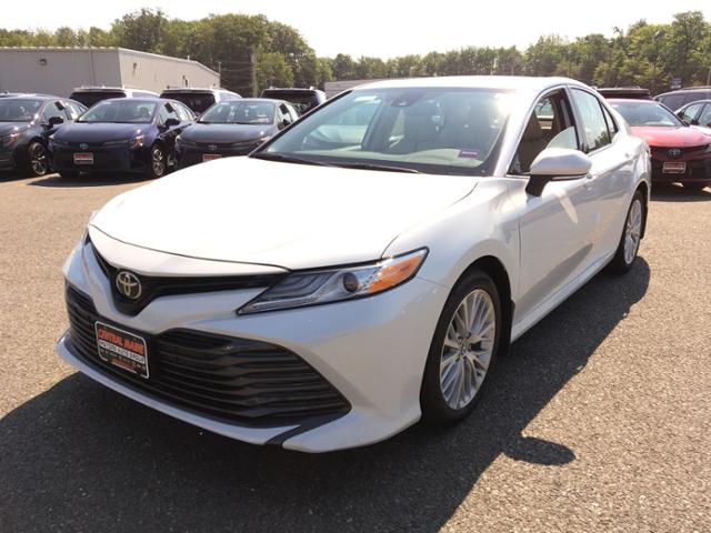 New 2019 Toyota Camry Xle Auto 4dr Car Fwd